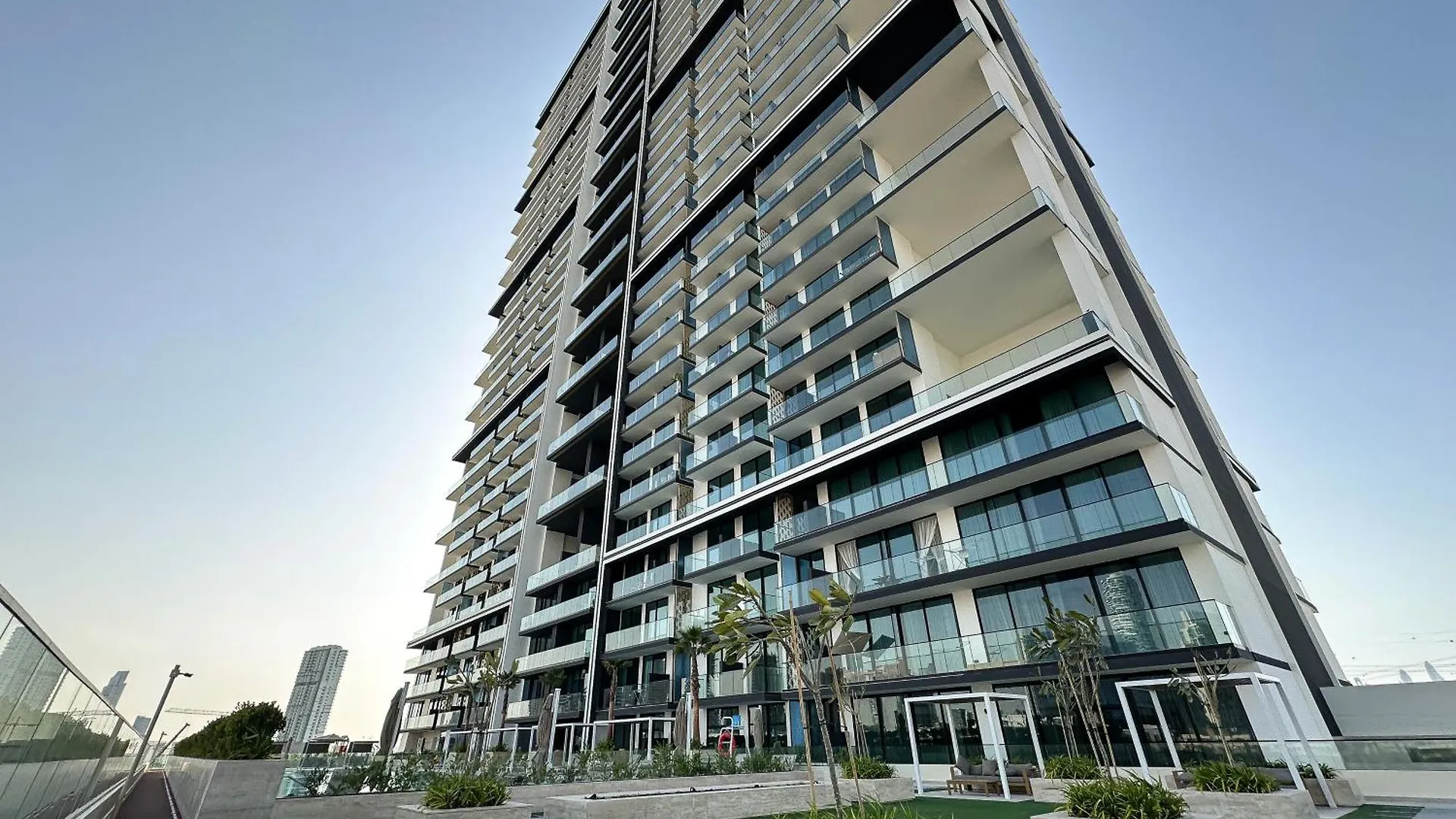 Appartamento Trophy-Brandnew Premium And Vibrant 1Br In Jvc Dubai 0*,